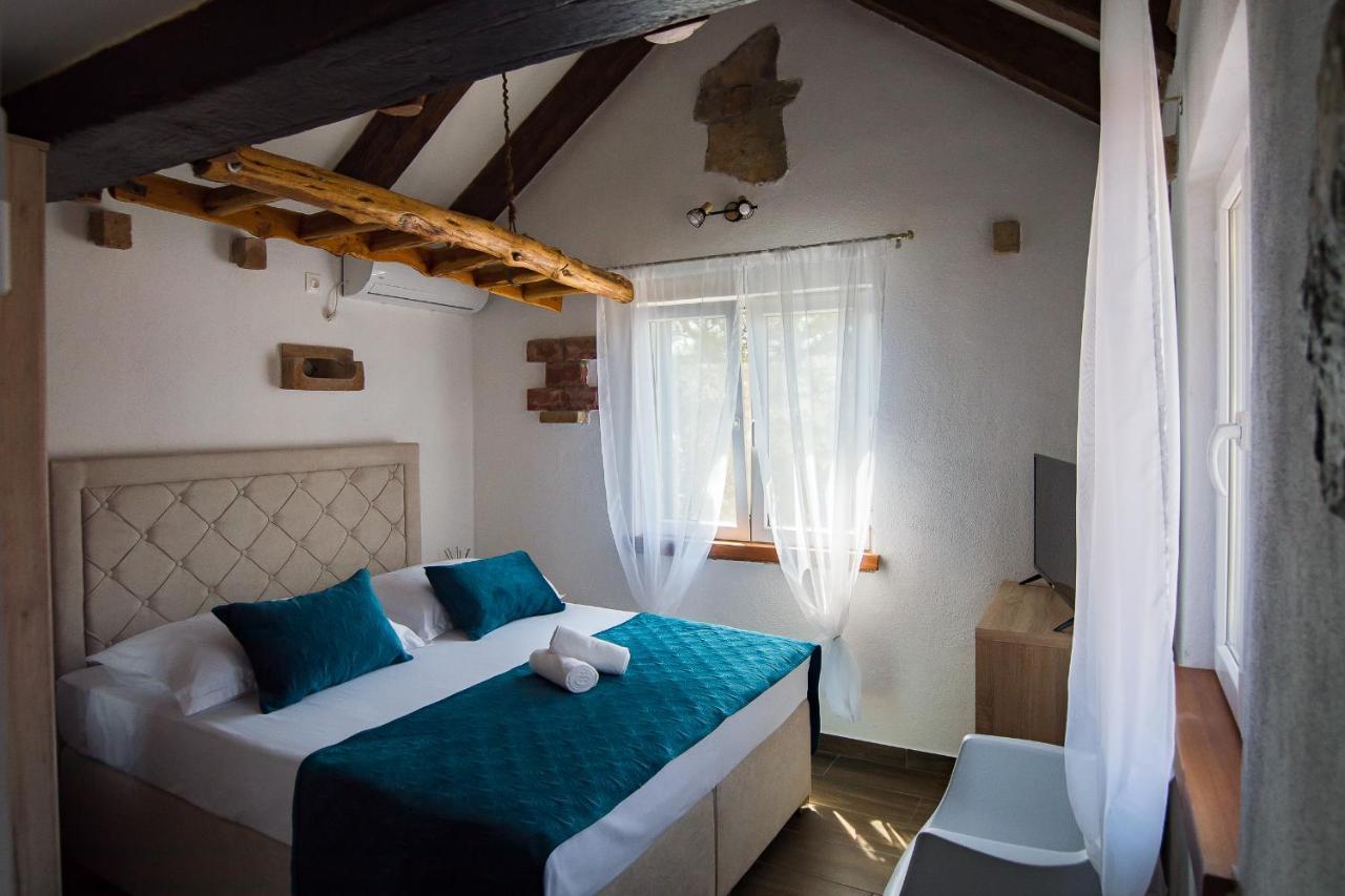 Holiday Home Moliva Sitno Donje Kültér fotó