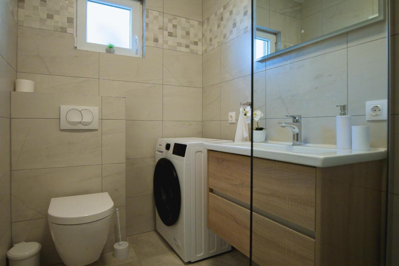 Holiday Home Moliva Sitno Donje Kültér fotó