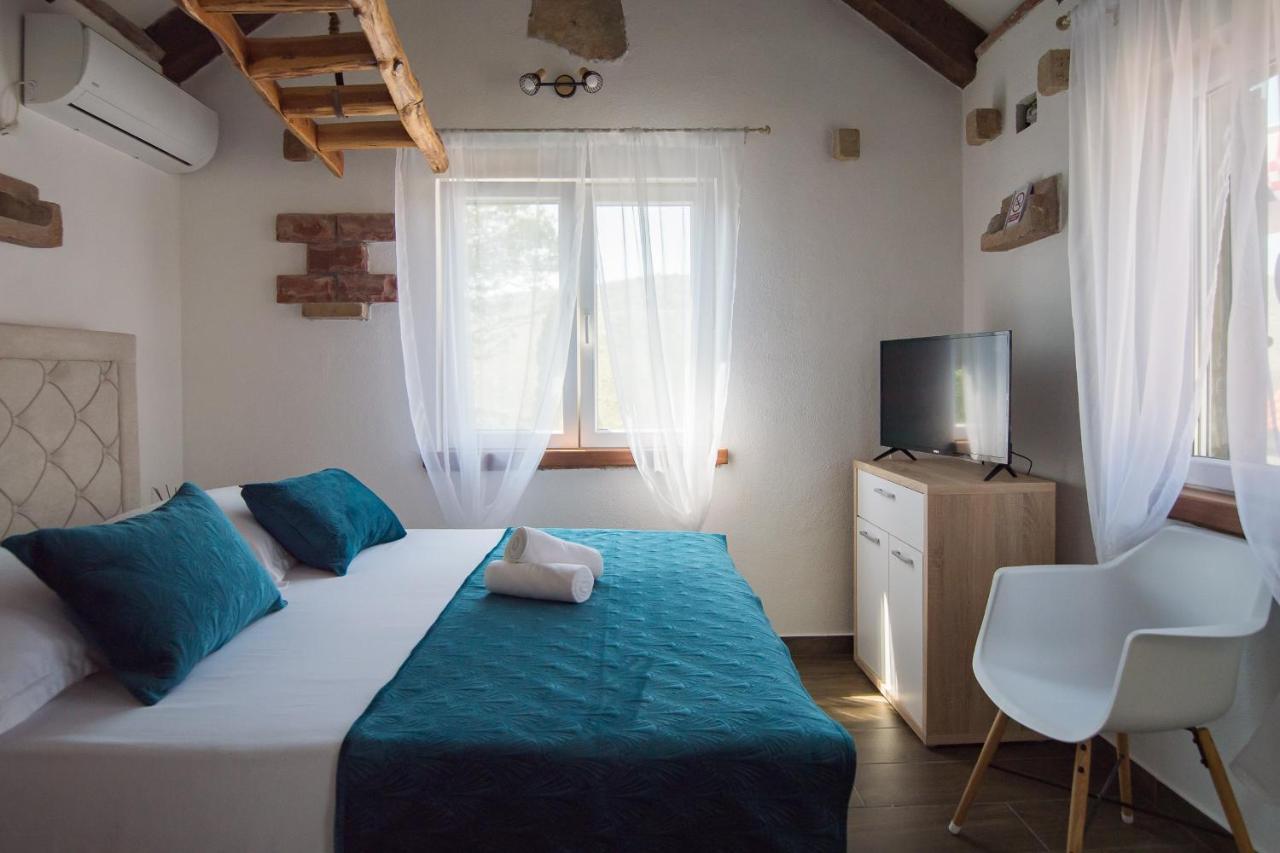 Holiday Home Moliva Sitno Donje Kültér fotó