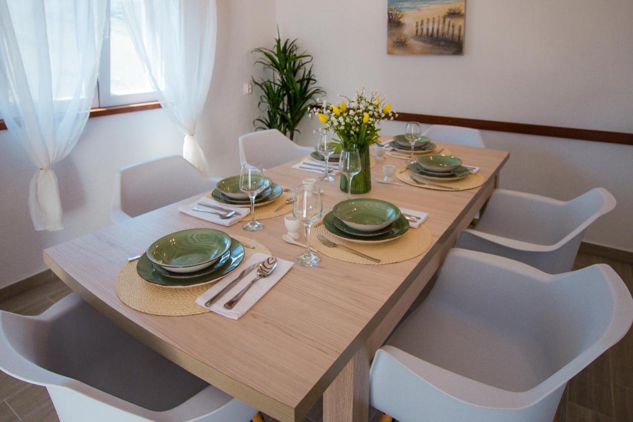 Holiday Home Moliva Sitno Donje Kültér fotó