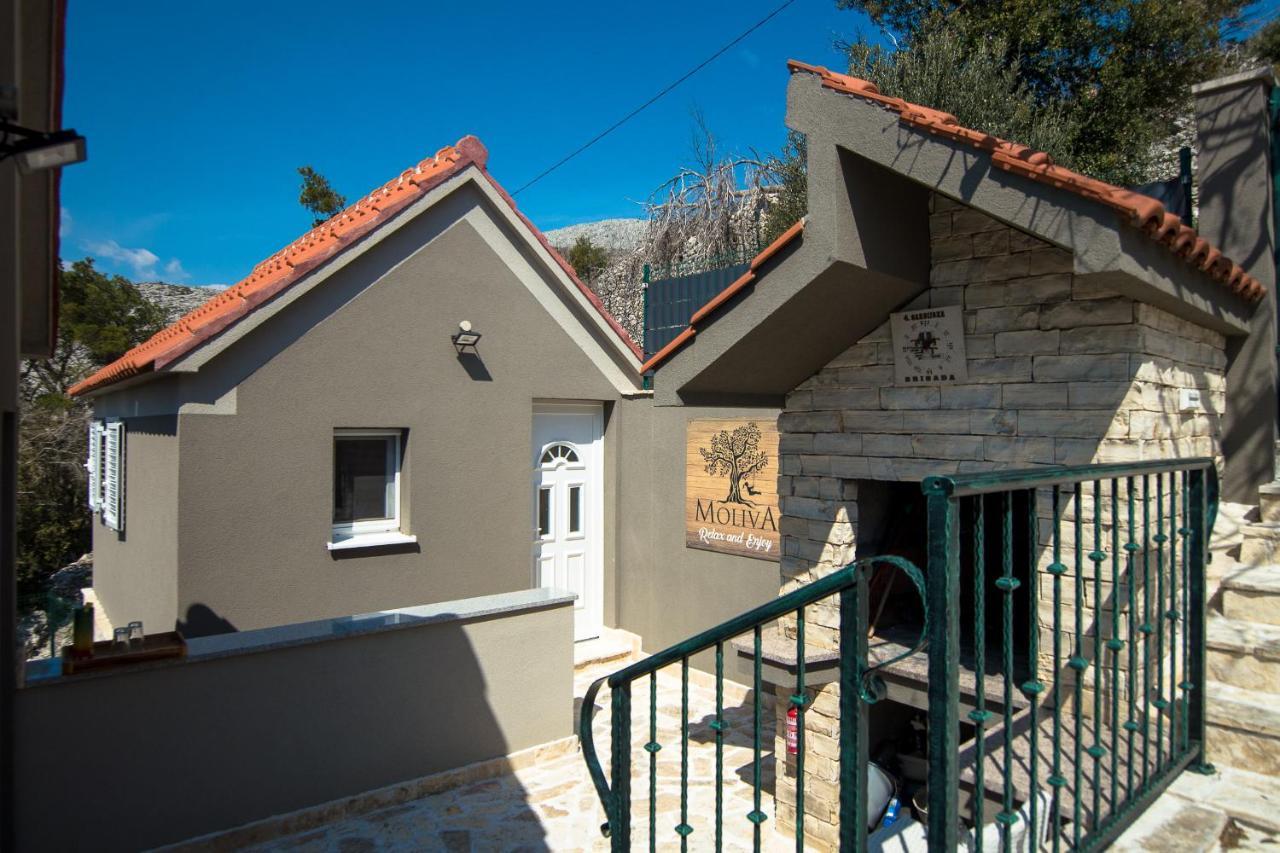 Holiday Home Moliva Sitno Donje Kültér fotó