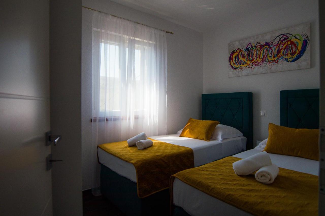 Holiday Home Moliva Sitno Donje Kültér fotó