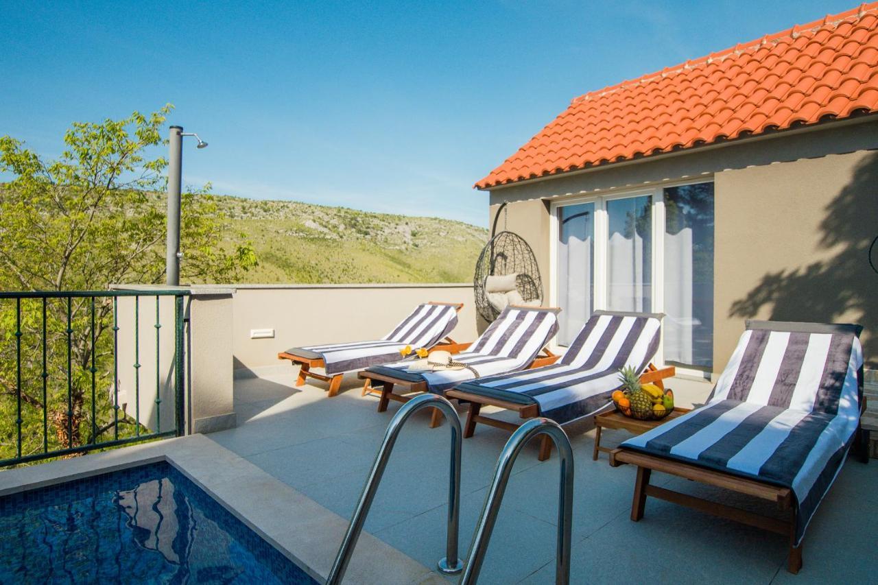 Holiday Home Moliva Sitno Donje Kültér fotó