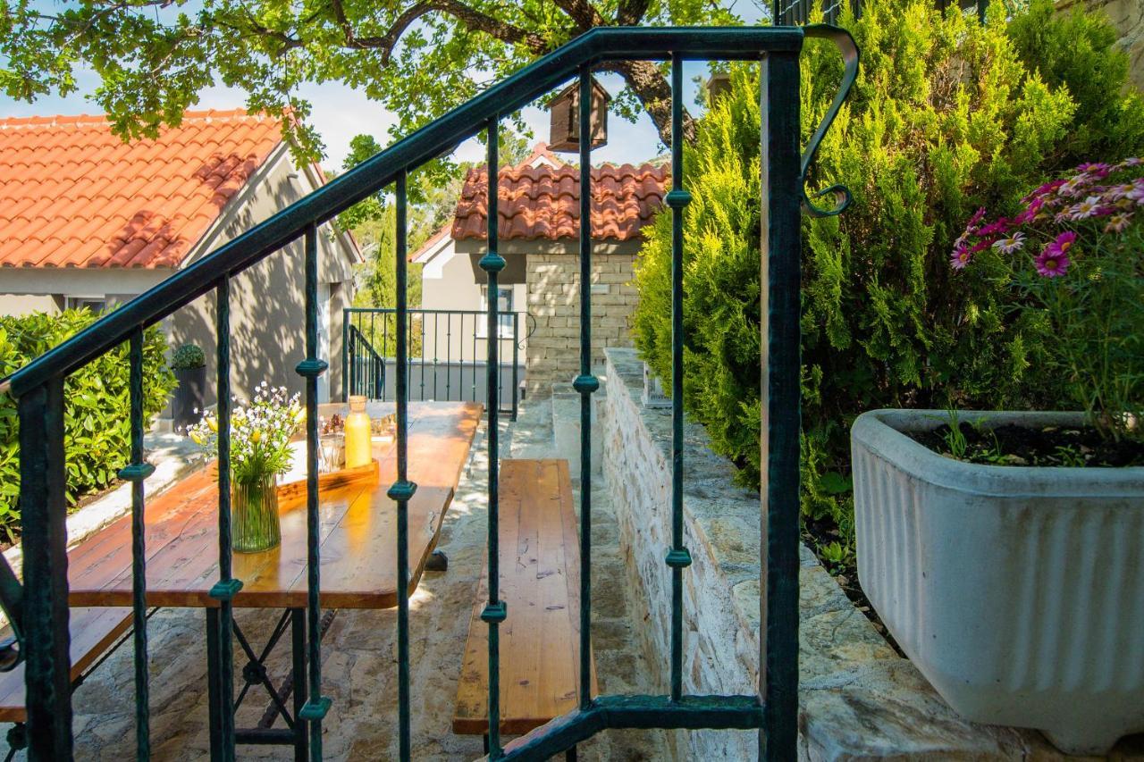 Holiday Home Moliva Sitno Donje Kültér fotó