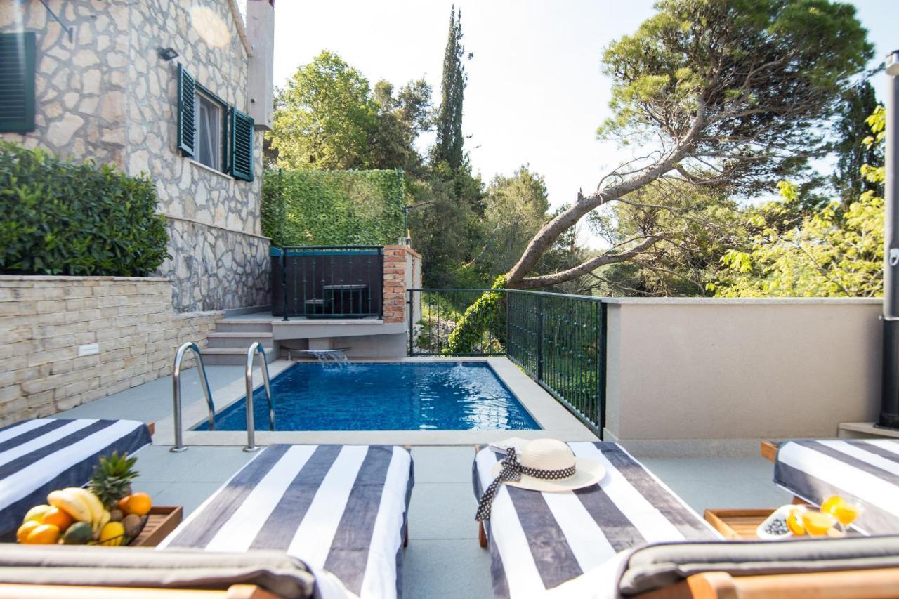 Holiday Home Moliva Sitno Donje Kültér fotó