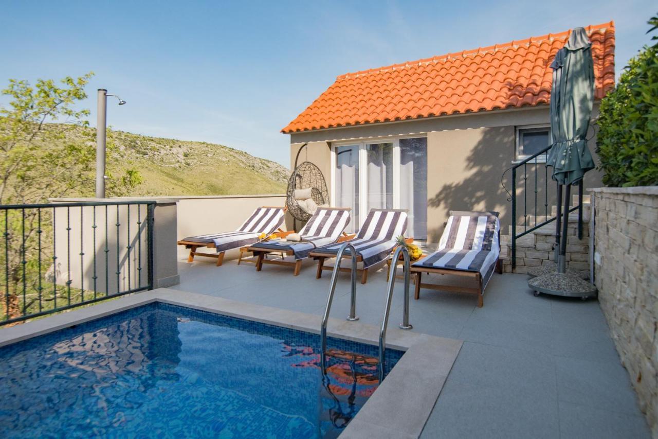 Holiday Home Moliva Sitno Donje Kültér fotó