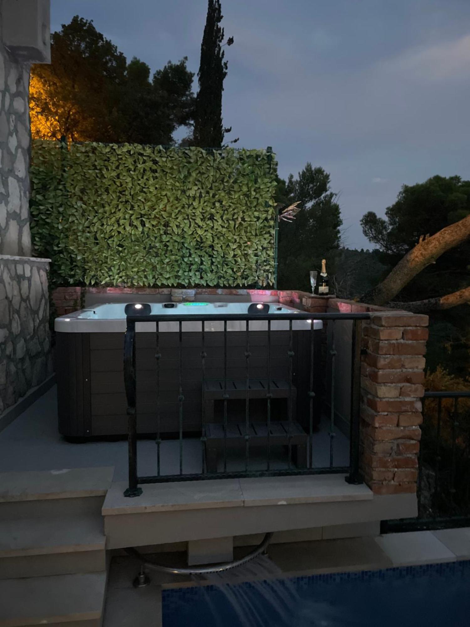 Holiday Home Moliva Sitno Donje Kültér fotó